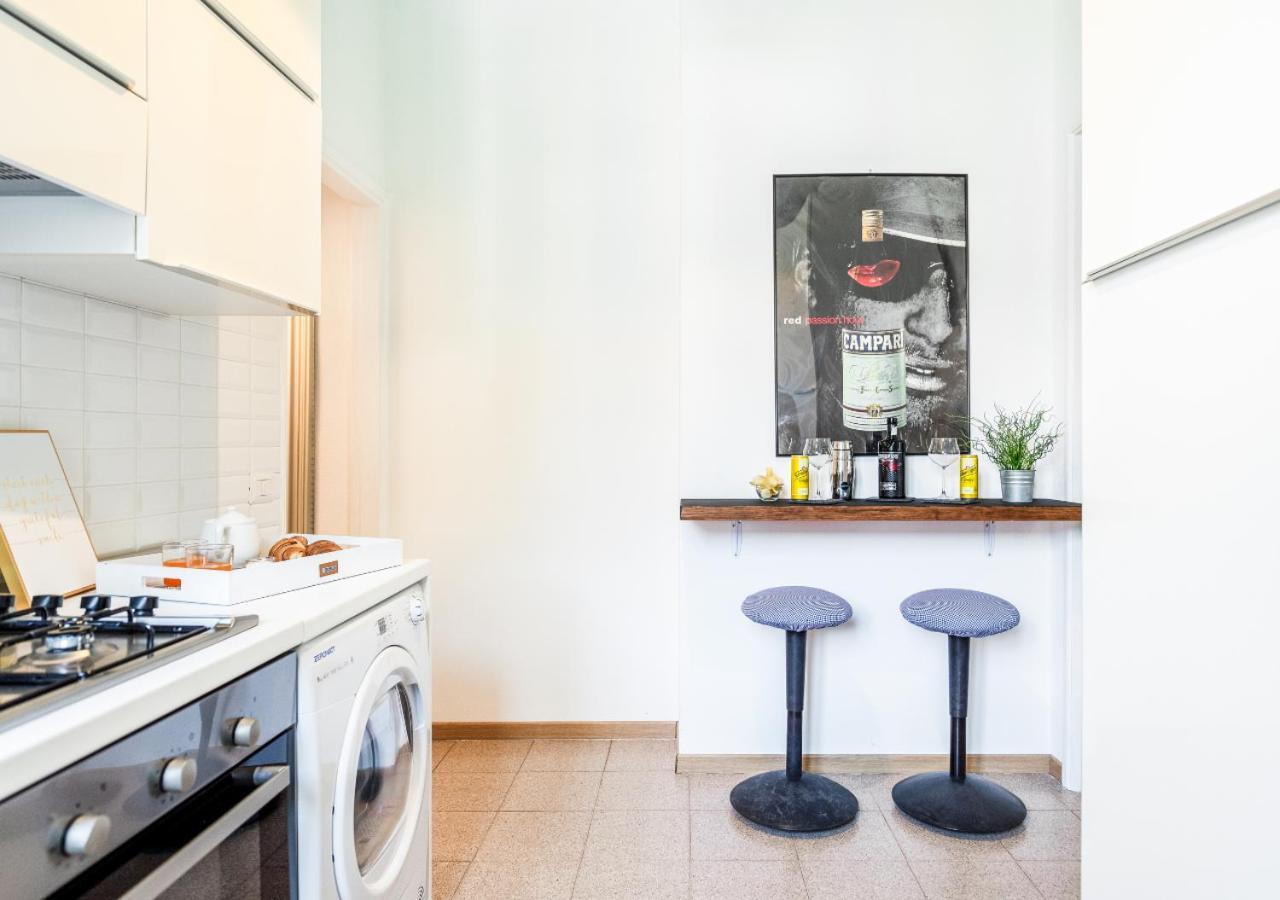 Milanese Elegance - 15 Minutes Duomo Apartment Luaran gambar