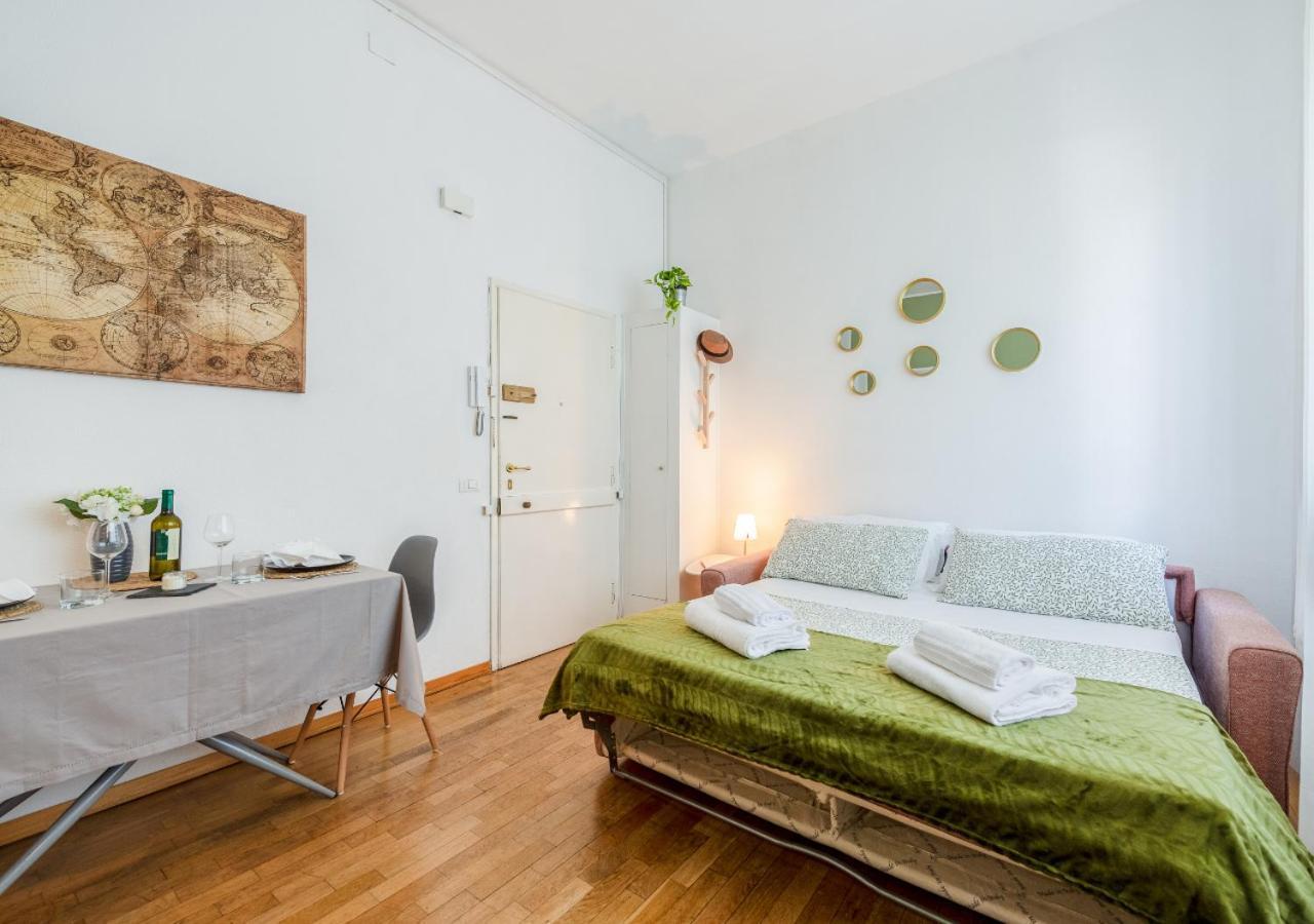 Milanese Elegance - 15 Minutes Duomo Apartment Luaran gambar
