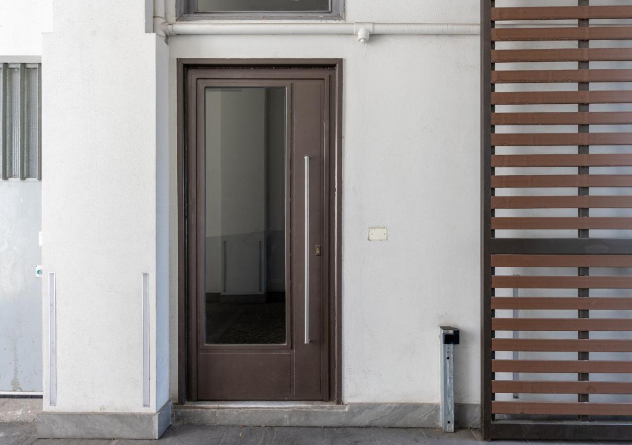 Milanese Elegance - 15 Minutes Duomo Apartment Luaran gambar